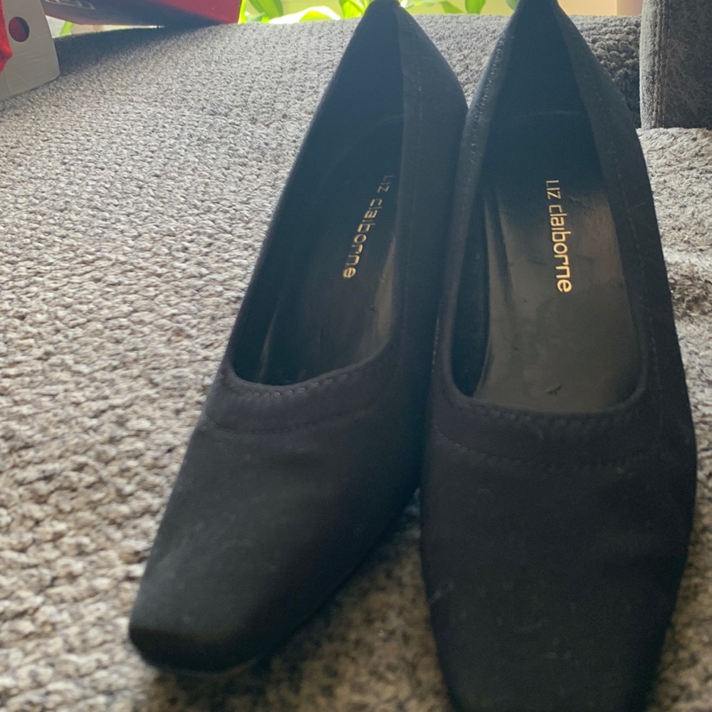 Liz Claiborne Pumps